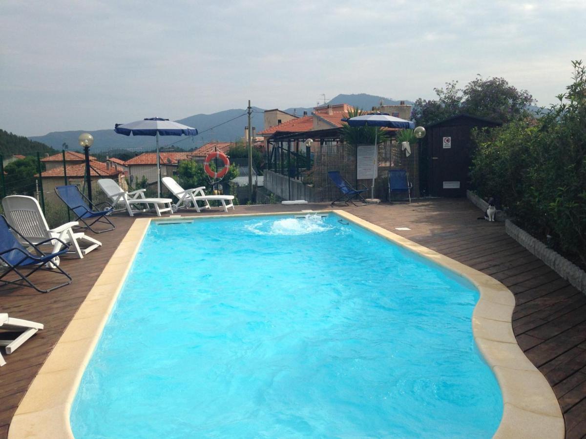 Gli Angeli Agriturismo Villa Cisano sul Neva Dış mekan fotoğraf