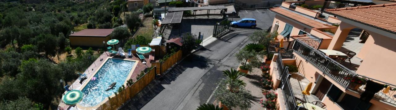 Gli Angeli Agriturismo Villa Cisano sul Neva Dış mekan fotoğraf