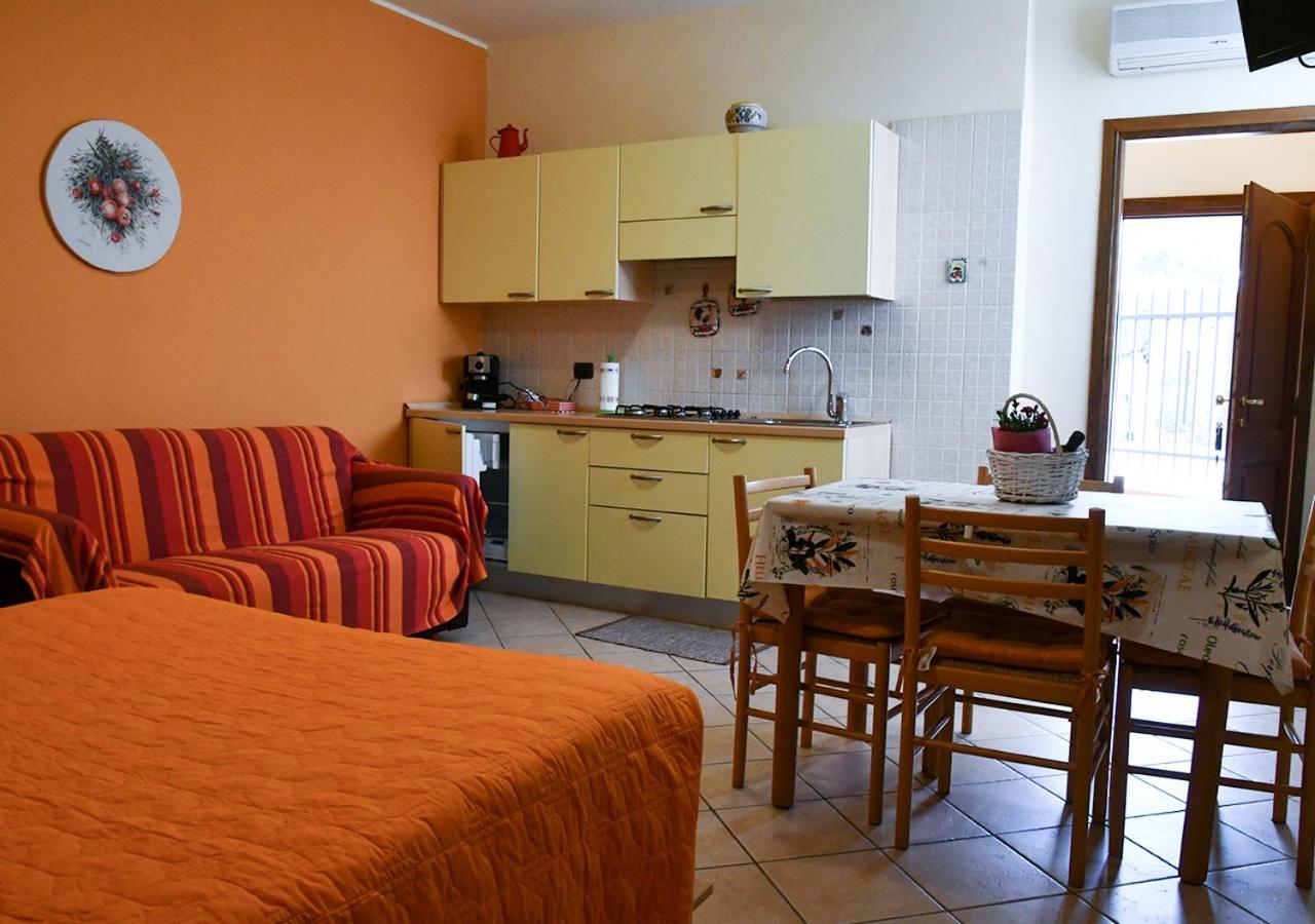 Gli Angeli Agriturismo Villa Cisano sul Neva Dış mekan fotoğraf